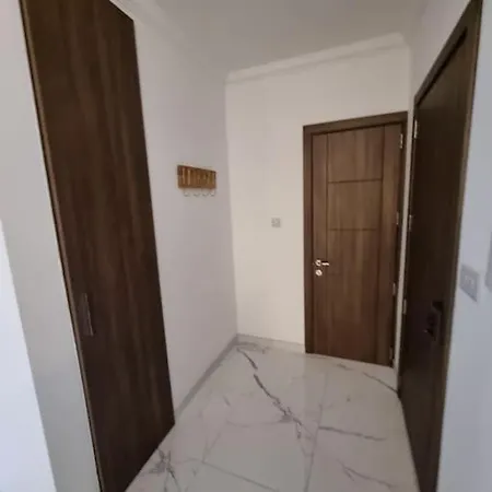 2 Bedroom In Bugibba Apartment *