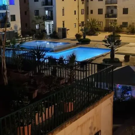 2 Bedroom In Bugibba 아파트