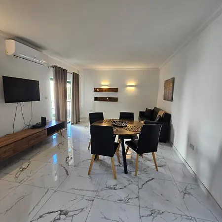 2 Bedroom In Bugibba *